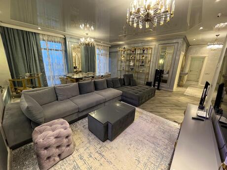 3 otaqlı yeni tikili - 8 Noyabr m. - 180 m²