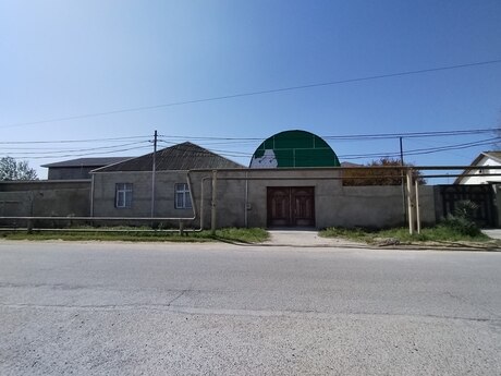 4 otaqlı həyət evi/bağ evi - Maştağa q. - 210 m²