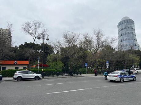 3 otaqlı köhnə tikili - Elmlər Akademiyası m. - 71 m²