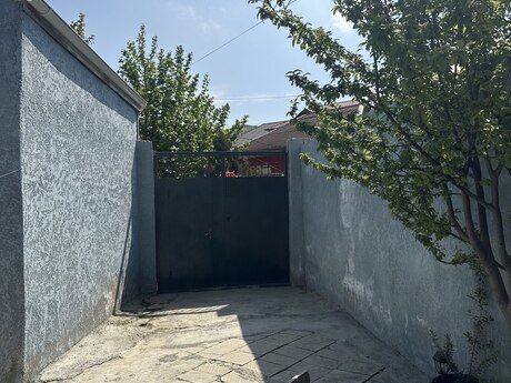 3 otaqlı həyət evi/bağ evi - Binəqədi q. - 70 m²