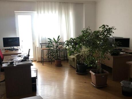 3 otaqlı ofis - Nizami m. - 150 m²