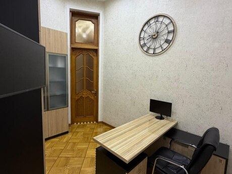 7-room apartment, 450 m², Sahil: 1 000 000 ₼ 3