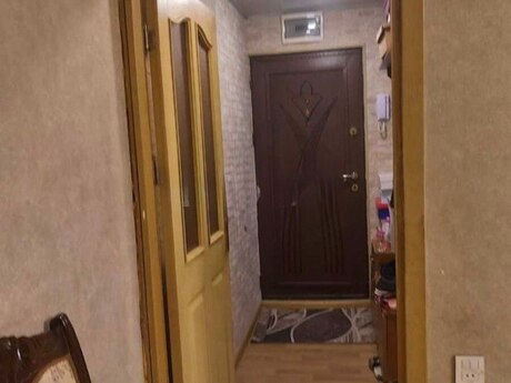2 otaqlı köhnə tikili - Neftçilər m. - 50 m²