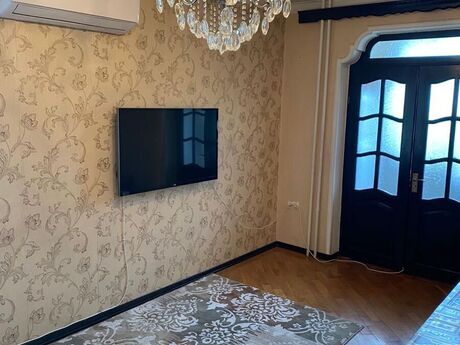 3 otaqlı köhnə tikili - Əmircan q. - 70 m²