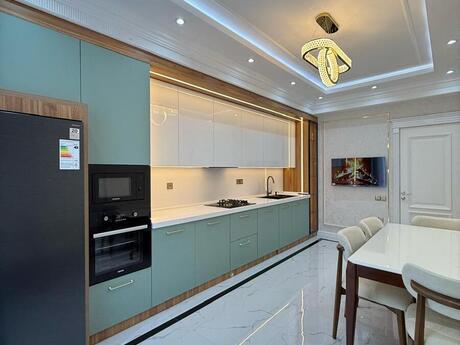 4 otaqlı yeni tikili - Nəriman Nərimanov m. - 175 m²