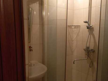 1 otaqlı köhnə tikili - 8 Noyabr m. - 30 m²