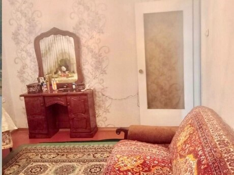 2 otaqlı köhnə tikili - Həzi Aslanov m. - 40 m²