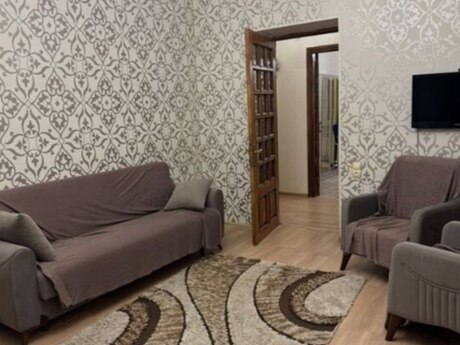 2 otaqlı köhnə tikili - Nizami m. - 70 m²