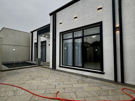 3 otaqlı həyət evi/bağ evi - Şüvəlan q. - 150 m²