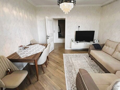 3 otaqlı köhnə tikili - Lökbatan q. - 52 m²