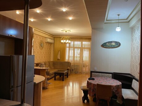 Elan №6102789 - Bakı, Elmlər Akademiyası m., 2 otaqlı, 60 m², 17/17 mərtəbə