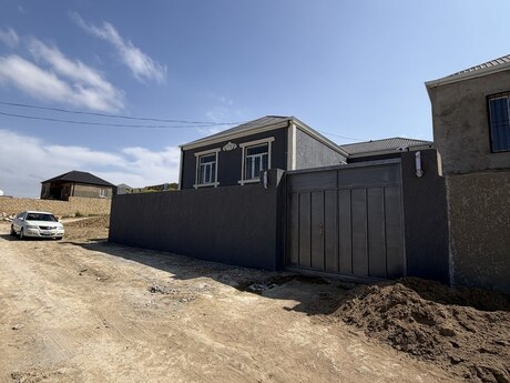 4 otaqlı həyət evi/bağ evi - Masazır q. - 100 m²