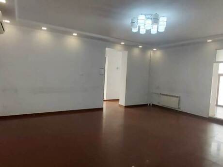 Obyekt - Elmlər Akademiyası m. - 140 m²