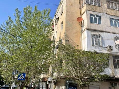 2 otaqlı köhnə tikili - Elmlər Akademiyası m. - 58 m²