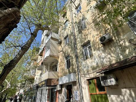 2 otaqlı köhnə tikili - Elmlər Akademiyası m. - 58 m²