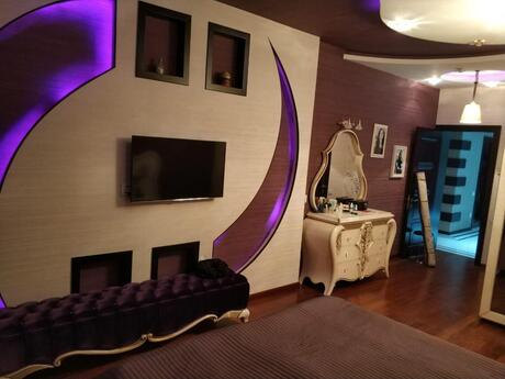 4 otaqlı yeni tikili - Nəsimi r. - 195 m²
