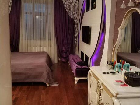 4 otaqlı yeni tikili - Nəsimi r. - 195 m²