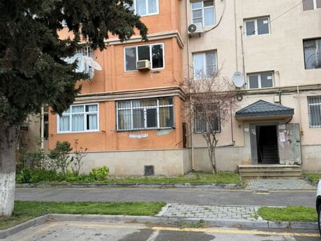3 otaqlı köhnə tikili - Neftçilər m. - 75 m²