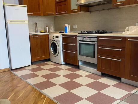 4 otaqlı yeni tikili - Nizami m. - 120 m²