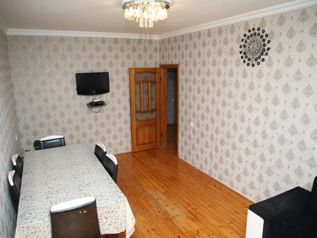 3 otaqlı köhnə tikili - Həzi Aslanov m. - 85 m²