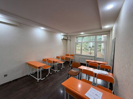 5 otaqlı ofis - Nizami m. - 140 m²