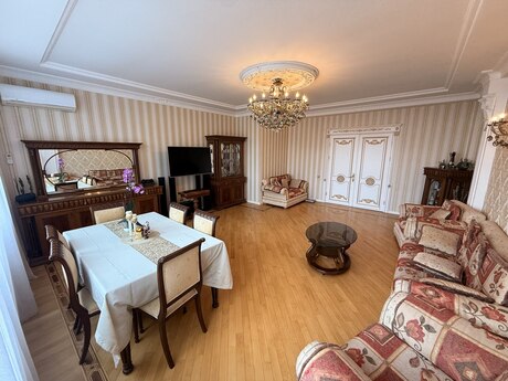 3 otaqlı yeni tikili - Ağ şəhər q. - 137 m²