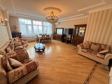 3 otaqlı yeni tikili - Ağ şəhər q. - 137 m²
