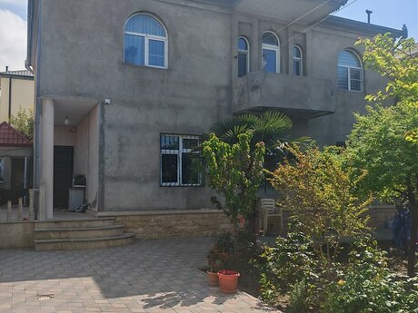 6 otaqlı həyət evi/bağ evi - Qara Qarayev m. - 250 m²