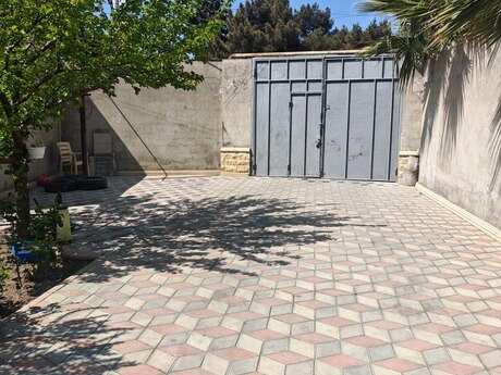 6 otaqlı həyət evi/bağ evi - Qara Qarayev m. - 250 m²