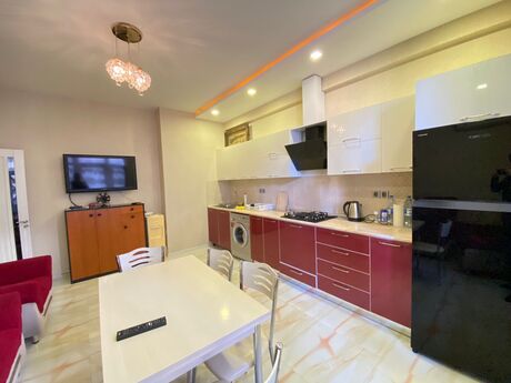 Kirayə 2 otaqlı mənzil, 95 m², Şah İsmayıl Xətai: 1 000 ₼/ay 4