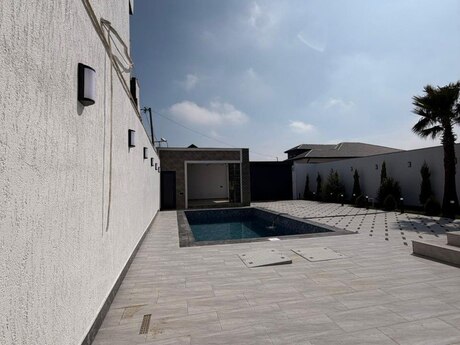4 otaqlı həyət evi/bağ evi - Mərdəkan q. - 180 m²