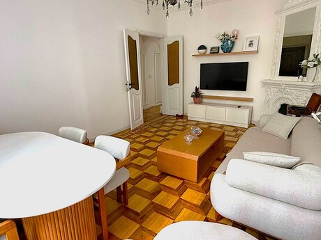 3 otaqlı köhnə tikili - Nizami m. - 80 m²