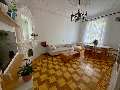3 otaqlı köhnə tikili - Nizami m. - 80 m²
