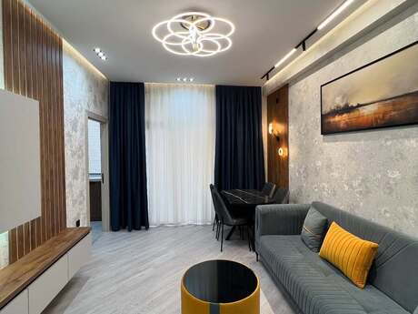 3 otaqlı köhnə tikili - Nəsimi m. - 70 m²