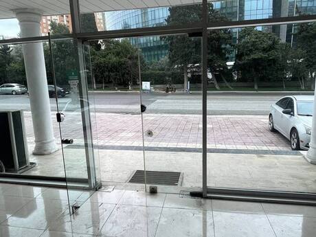 Obyekt - Qara Qarayev m. - 1400 m²