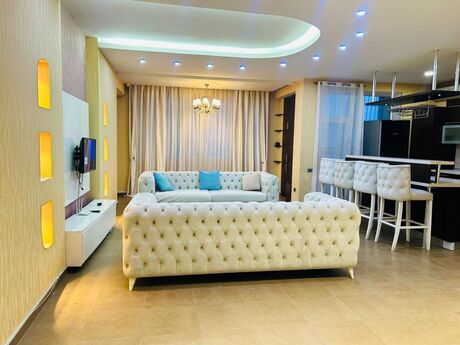 3 otaqlı yeni tikili - Gənclik m. - 145 m²
