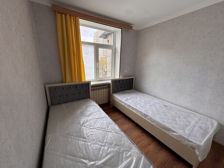 2 otaqlı köhnə tikili - Elmlər Akademiyası m. - 37 m²