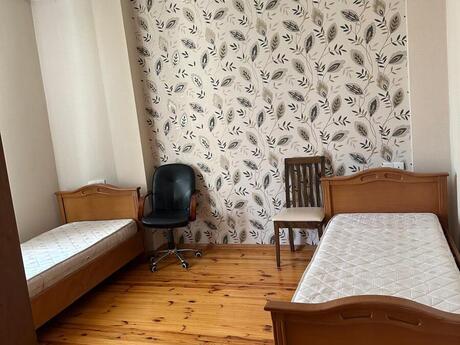 3 otaqlı köhnə tikili - Nəsimi m. - 90 m²