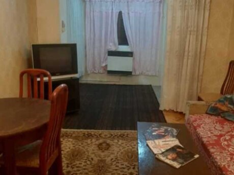 2 otaqlı köhnə tikili - İnşaatçılar m. - 55 m²