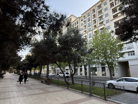 1 otaqlı yeni tikili - Bakıxanov q. - 66 m²