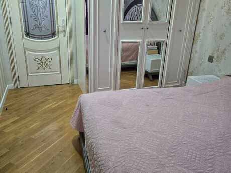 3-комн. новостройка - м. Ахмедлы - 90 м²