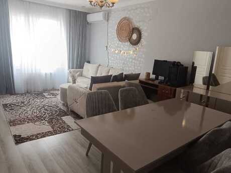 3 otaqlı həyət evi/bağ evi - İnşaatçılar m. - 90 m²