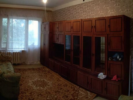 1 otaqlı köhnə tikili - 9-cu mikrorayon q. - 40 m²