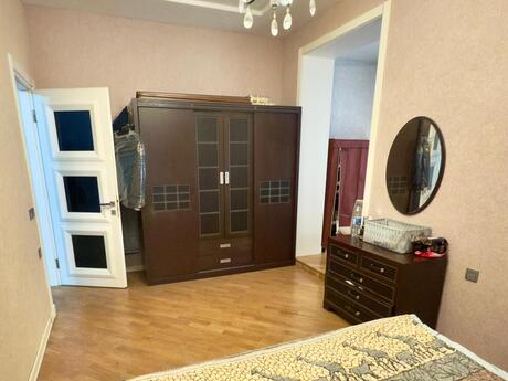 2 otaqlı köhnə tikili - Elmlər Akademiyası m. - 86 m²