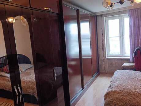 3 otaqlı köhnə tikili - Elmlər Akademiyası m. - 75 m²