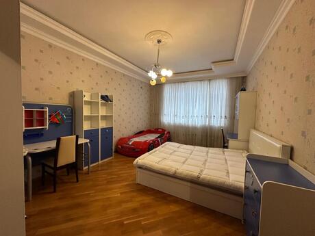 3 otaqlı yeni tikili - Nəsimi r. - 125 m²