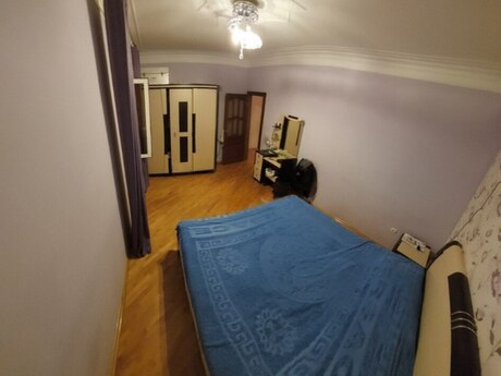 4 otaqlı köhnə tikili - Şah İsmayıl Xətai m. - 115 m²
