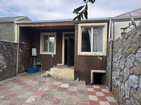 2 otaqlı həyət evi/bağ evi - Ramana q. - 60 m²