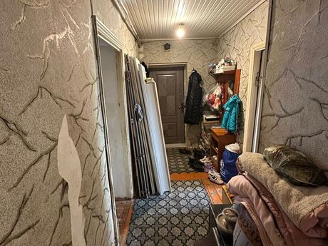 3 otaqlı köhnə tikili - Lökbatan q. - 77 m²