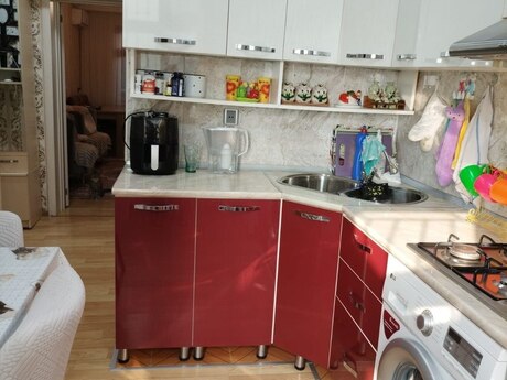 2 otaqlı köhnə tikili - Həzi Aslanov m. - 50 m²